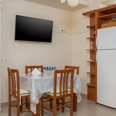 Kyma Corali 2 Guests Apartment